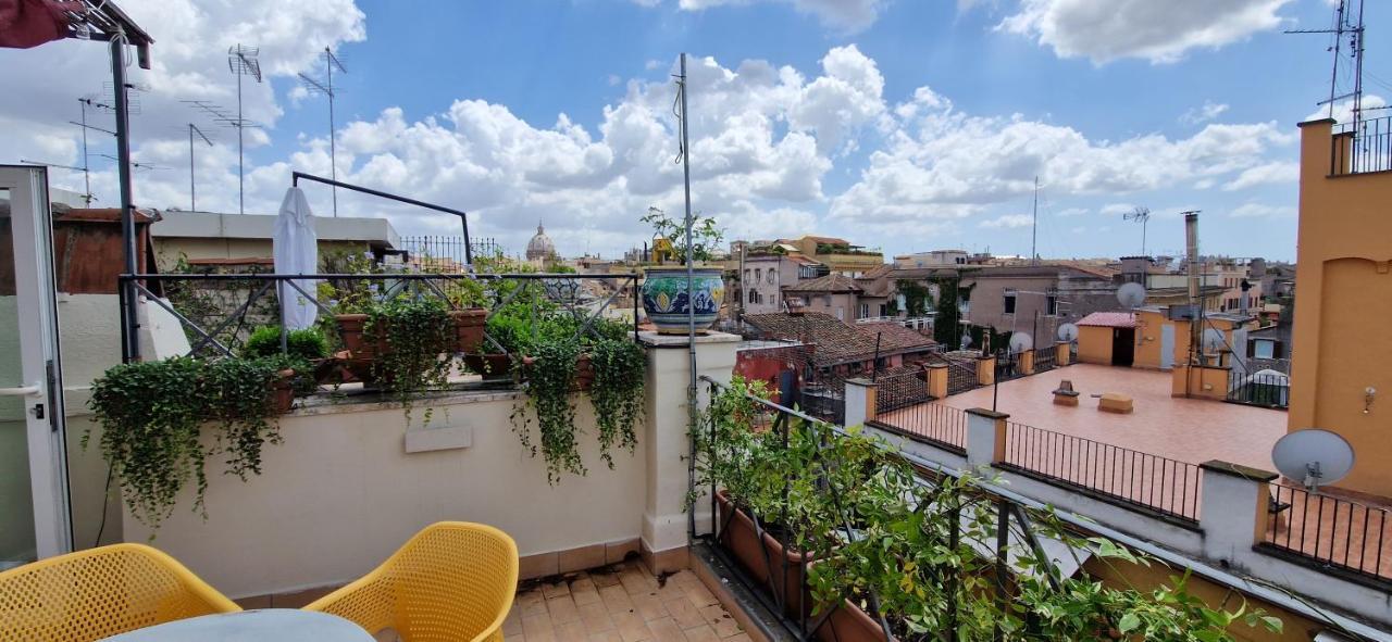 Апартаменты Raffaello Terrace - Near Piazza Navona Рим Экстерьер фото